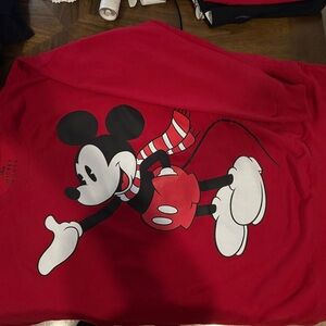 Disney Sweatshirt and Star Wars avengers bundle xxl